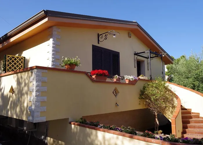 Balconcino Sugli Ulivi Ното